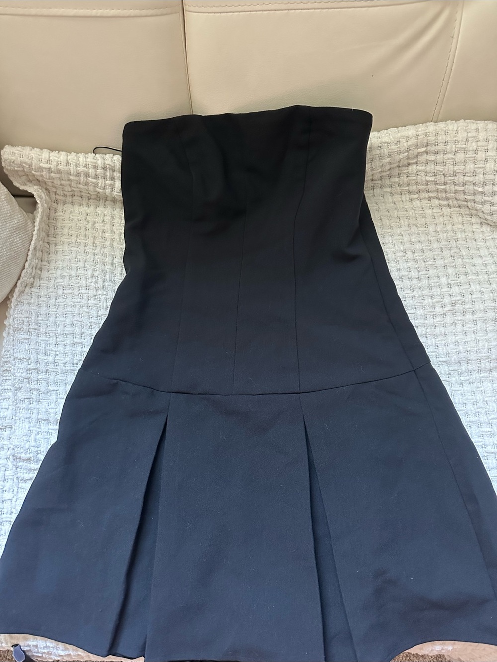Abercrombie & Fitch Black Strapless Pleated Skater Dress